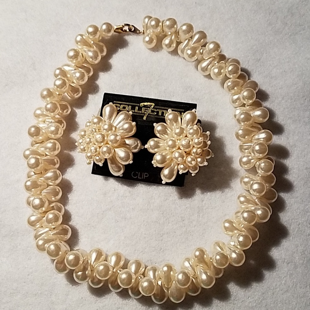 Faux Pearl Necklace & Clip Earring Set